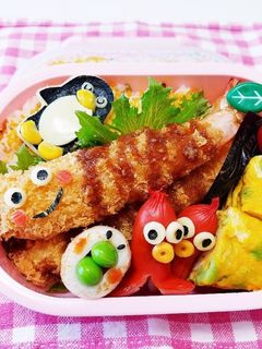 海老フライとペンギンのデコお弁当-レシピのメイン写真