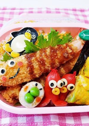 海老フライとペンギンのデコお弁当-レシピのメイン写真