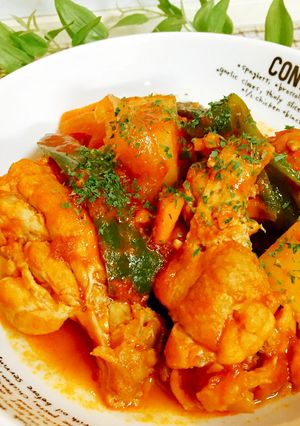 簡単煮込むだけ!手羽元と野菜のトマト煮♪-レシピのメイン写真