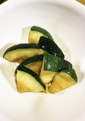 お手軽・簡単。ズッキーニの醤油麹漬け-レシピのメイン写真