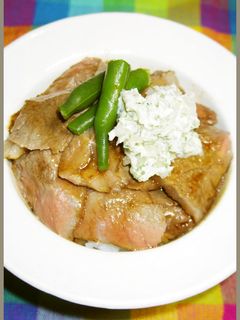 肉焼いてメシの上にど〜んっ!なステーキ丼-レシピのメイン写真
