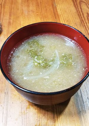 レタスと玉葱の豚汁風スープ-レシピのメイン写真