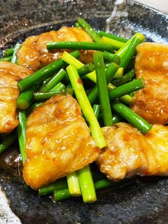 厚切り豚バラとニンニクの芽炒め-レシピのメイン写真