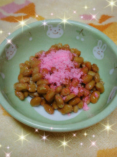 納豆に桜でんぶ-レシピのメイン写真
