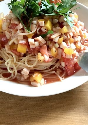 爽やかな辛さのトマトソースの冷製パスタ-レシピのメイン写真