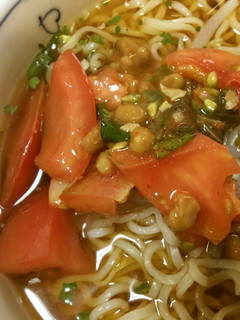 キムチ、納豆、トマトの冷やしラーメン-レシピのメイン写真