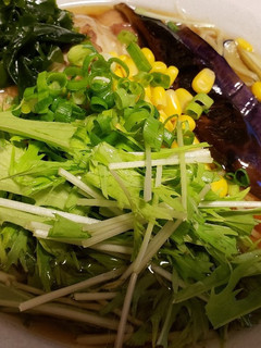 夏野菜サラダ醤油ラーメン-レシピのメイン写真