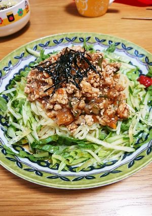 野菜たっぷり♪鶏そぼろ-レシピのメイン写真