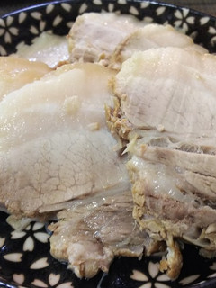 簡単中華・皮付き豚肉のトロ塩煮込み-レシピのメイン写真