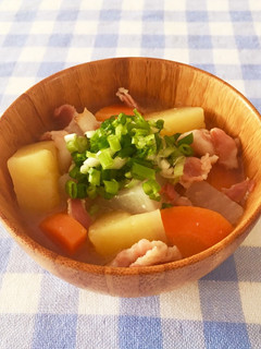 ベーコンと野菜のお味噌汁-レシピのメイン写真