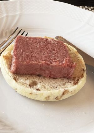☆パンにコンビーフ-レシピのメイン写真