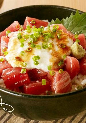 まぐろと長いもの2色丼-レシピのメイン写真