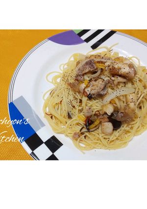余った塩唐揚げで作るチャチャッとパスタ-レシピのメイン写真