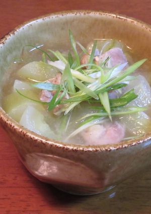 鶏もも肉ときゅうりのあっさりスープ-レシピのメイン写真