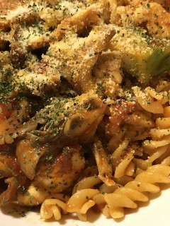 鶏肉のガーリックトマトソースのペンネ-レシピのメイン写真