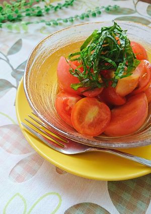 簡単副菜☆トマトの麺つゆポン酢マリネ。-レシピのメイン写真
