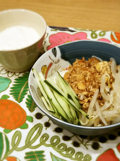 かさまし肉味噌のせ冷やしラーメン-レシピのメイン写真