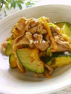 ズッキーニと豚肉のキムチ炒め-レシピのメイン写真
