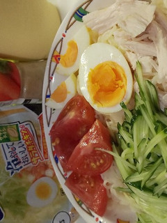 暑い夏は冷たいラーメンを食べよう-レシピのメイン写真