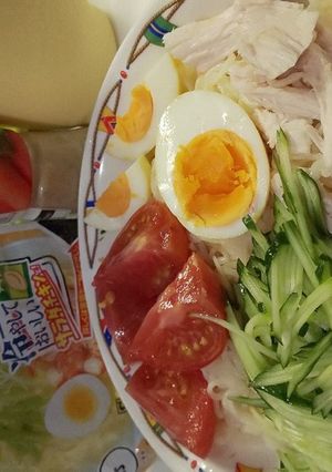 暑い夏は冷たいラーメンを食べよう-レシピのメイン写真