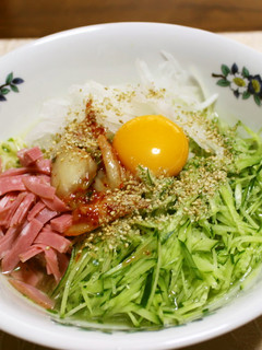 野菜たっぷり冷麺風の冷やし塩ラーメン-レシピのメイン写真