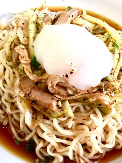 ピリ辛チャーシュ野菜の中華風冷麺-レシピのメイン写真