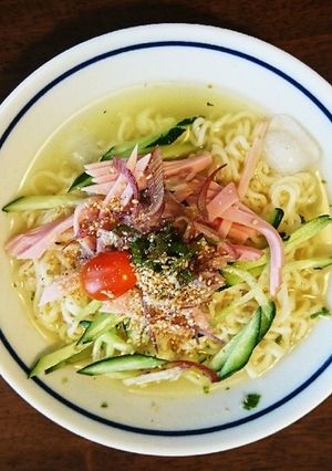 サッポロ一番塩らーめんでさっぱりラーメン-レシピのメイン写真