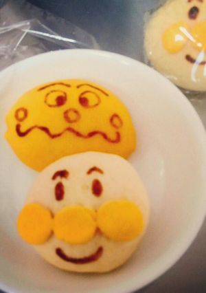 南瓜アンパンマンとツナマヨカレーパンマン-レシピのメイン写真