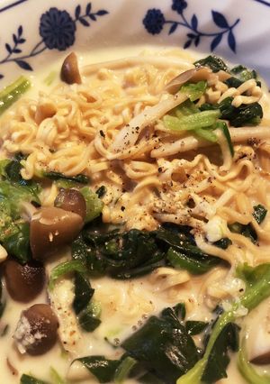 カルボナーラ風チキンラーメン-レシピのメイン写真