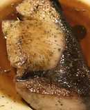 ブリ切り身のはちみつしょう油焼き