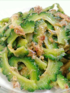 マヨで苦味取り♪麺つゆでゴーヤのお浸し-レシピのメイン写真
