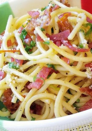 サラミとドライトマトのスパゲティ-レシピのメイン写真