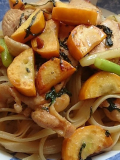 ズッキーニと大葉と鶏肉の梅パスタ♪-レシピのメイン写真
