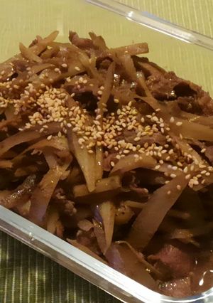 みんな大好き！牛肉とごぼうの煮物-レシピのメイン写真