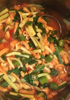 トマトと油揚げと緑黄野菜の冷製サラダ-レシピのメイン写真