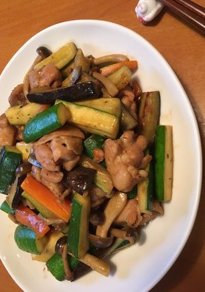 ズッキーニと鶏肉のカレー味炒め-レシピのメイン写真