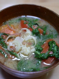 トマトと大葉の味噌汁-レシピのメイン写真