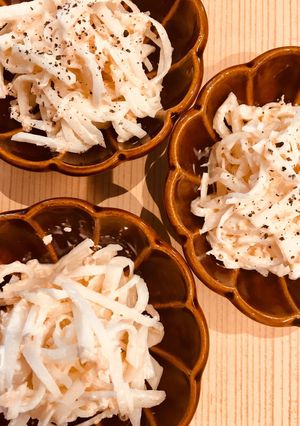 材料２つ☆大根とシャケフレークサラダ-レシピのメイン写真