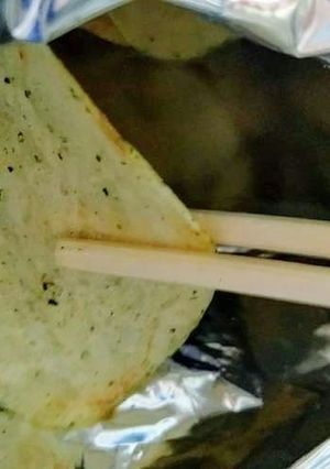 ポテトチップス♪割り箸で食べて下さいね♬-レシピのメイン写真