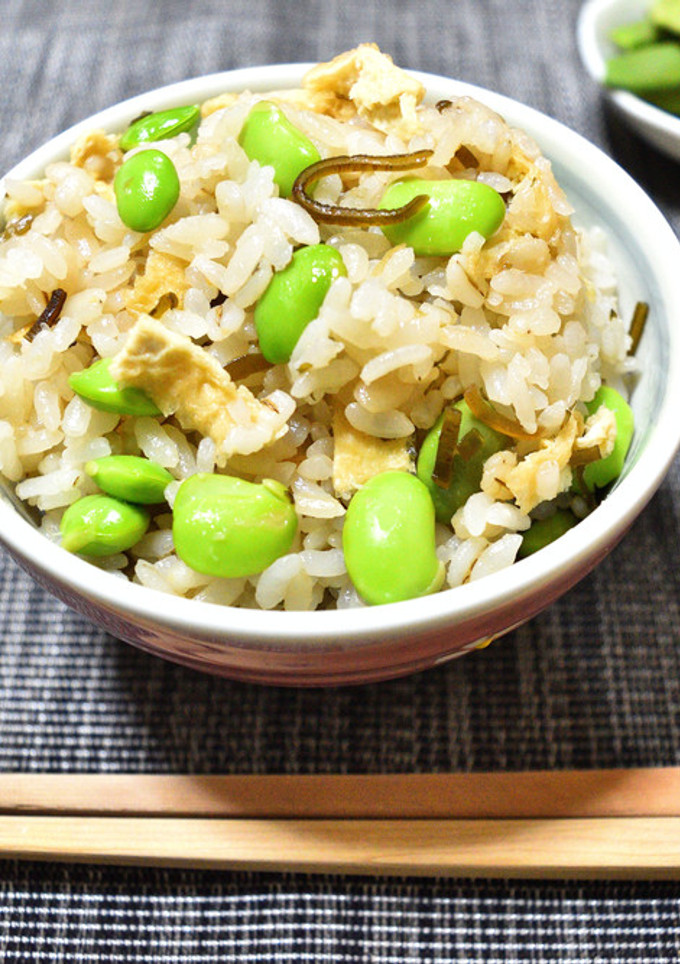 枝豆と塩昆布の炊き込みご飯-レシピのメイン写真