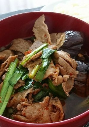 【夏バテ知らず】なす豚ニラのピリ辛うどん-レシピのメイン写真