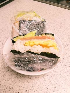 簡単おにぎらず-レシピのメイン写真