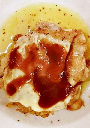 とろけるチーズ載せチキンソテー☆*ﾟ-レシピのメイン写真