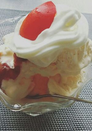 夏真盛り!お家で簡単!手作りバニラアイス-レシピのメイン写真