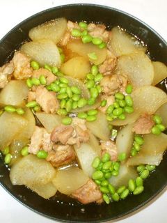 皮つき大根と鶏もも肉の煮物♪簡単-レシピのメイン写真