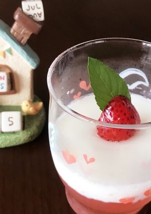 アセロラ&ミルクゼリー-レシピのメイン写真