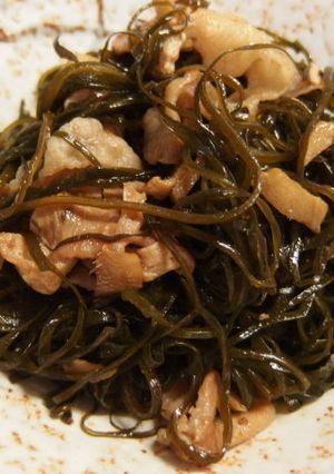 切り昆布と豚バラ肉の炒め煮-レシピのメイン写真