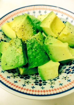 3分で出来るアボカドの胡麻油和え-レシピのメイン写真