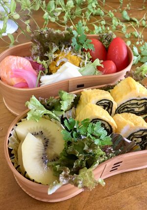 鮭の紫玉ねぎレモン蒸しワッパお弁当-レシピのメイン写真