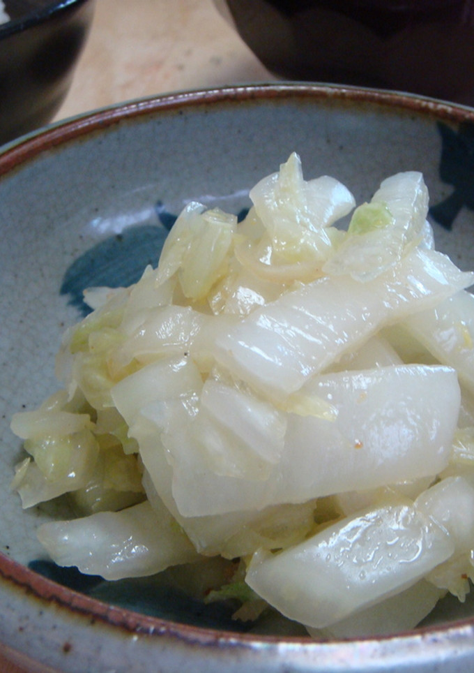 白菜の芯でシャキシャキ中華風漬物-レシピのメイン写真